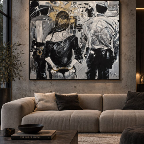 Mariamagdalena 2000 von Daniela Filippelli – zeitgenössisches Fine-Art-Gemälde mit einer gefesselten Frau zwischen zwei Figuren, Kreuz- und Lilien-Symbolik sowie goldenen Akzenten.
